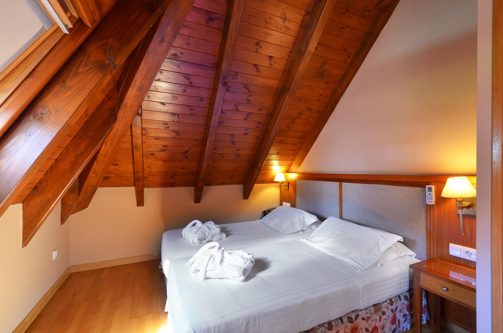 Hotel Spa Acevi Val D'Aran В'єлья Екстер'єр фото