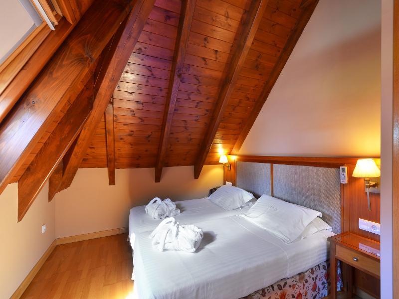 Hotel Spa Acevi Val D'Aran В'єлья Екстер'єр фото